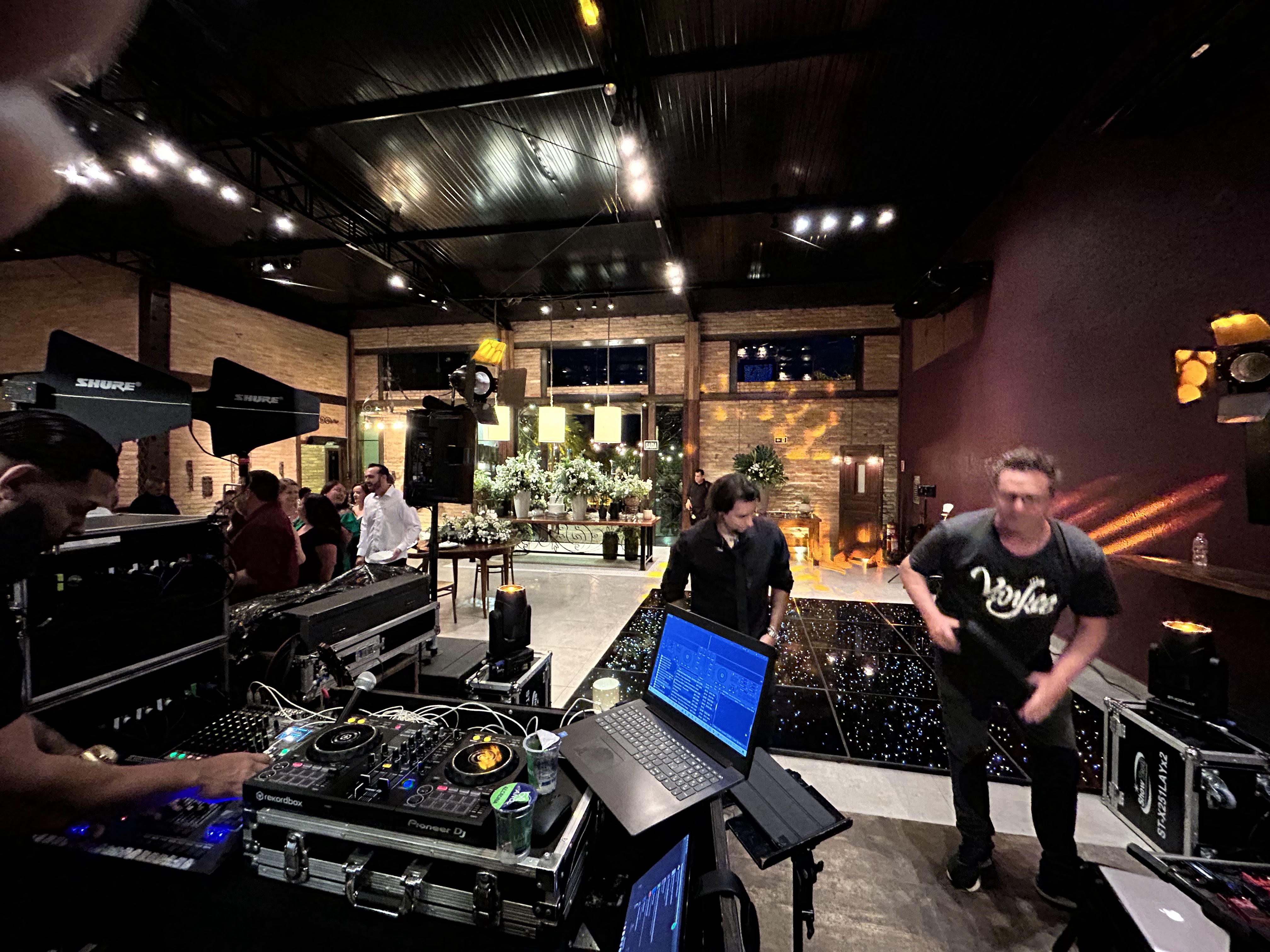 DJ Vitorino — Evento Social